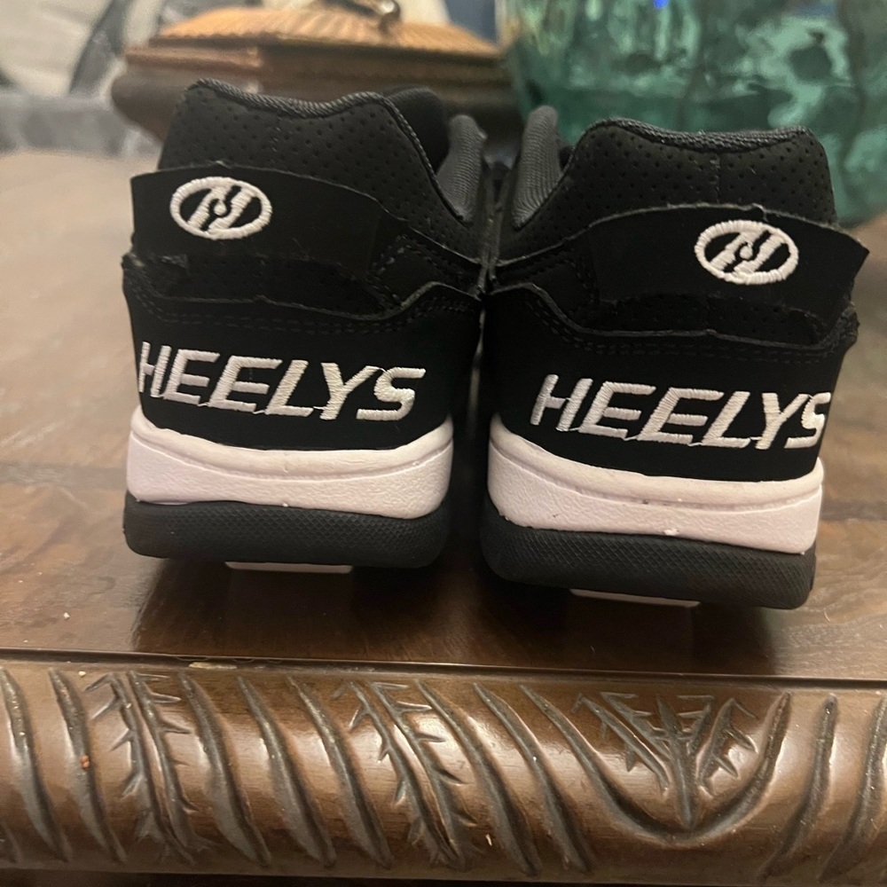 Heelys Black and White Kids Sneakers - Picture 2 of 5